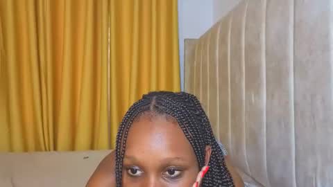 Littlevenus online show from November 2025 12:49:02 PM