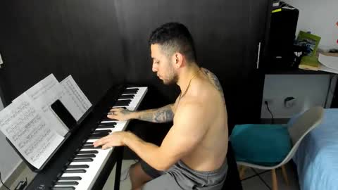 logan online show from December 2025 02:08:02 AM