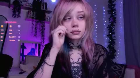 Lolly online show from December 2025 09:49:01 AM