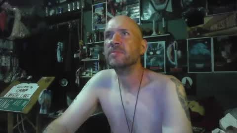 Snapshot of _longfellow chatting on July 2026 04:21:02 PM That guy online show from July 2026 04:21:02 PM