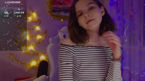 Lu online show from December 2024 06:53:01 PM