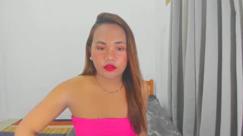 Snapshot of _lovelyyan69_ chatting on March 2025 06:54:01 PM _lovelyyan69_ online show from March 2025 06:54:01 PM