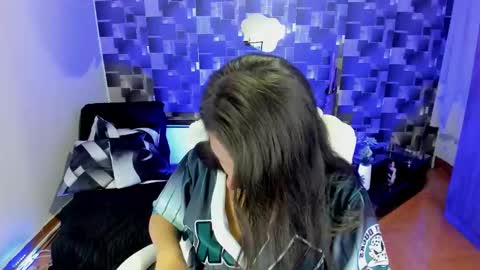 _lucia_777 online show from February 2026 06:31:01 PM