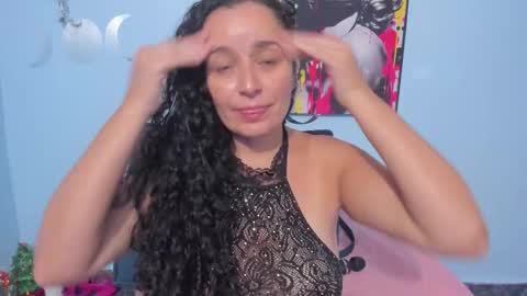  luna  sweet  online show from October 2025 08:09:02 PM