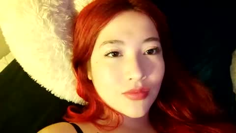 Snapshot of _lunaa__ chatting on December 2024 12:29:01 AM _lunaa__ online show from December 2024 12:29:01 AM