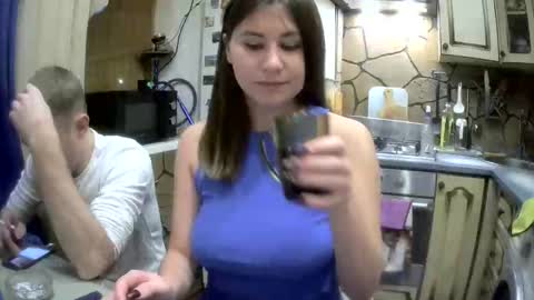 Snapshot of _magic_kis chatting on December 2024 08:21:02 PM _magic_kis online show from December 2024 08:21:02 PM