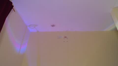 Snapshot of _maiahairy_ chatting on December 2024 02:06:02 AM Maia online show from December 2024 02:06:02 AM