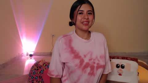 Snapshot of _maiahairy_ chatting on December 2024 11:13:02 PM Maia online show from December 2024 11:13:02 PM