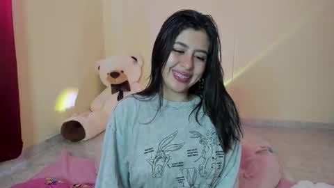Snapshot of _maiahairy_ chatting on September 2025 01:25:02 PM Maia online show from September 2025 01:25:02 PM