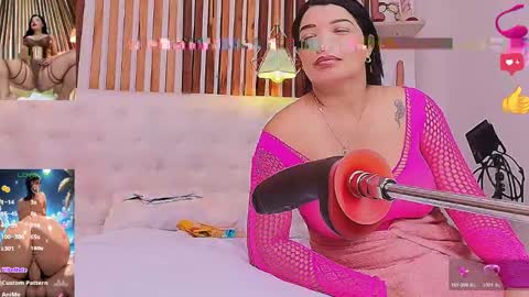 Snapshot of _malikaa_ chatting on April 2026 01:02:01 PM malka online show from April 2026 01:02:01 PM