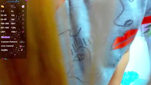 Scarlett online show from January 2025 04:47:01 AM