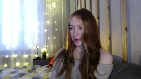 Snapshot of _marianne_ chatting on December 2024 10:05:02 AM online show from December 2024 10:05:02 AM