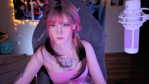 Snapshot of _mariko_ chatting on March 2025 02:12:02 PM Mariko online show from March 2025 02:12:02 PM