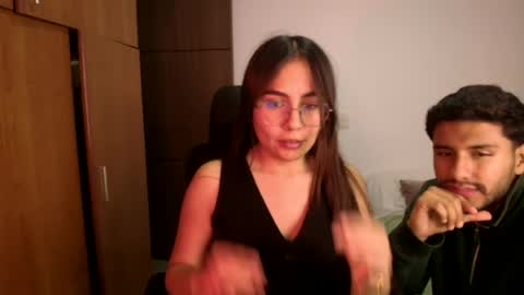 Snapshot of _maxxx1_ chatting on June 2026 02:32:02 AM max and abby online show from June 2026 02:32:02 AM