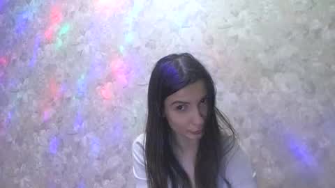 me0w me0w online show from December 2024 09:30:02 PM