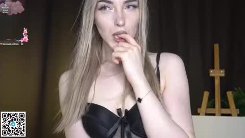 Elva and Kate  online show from October 2025 08:31:02 AM