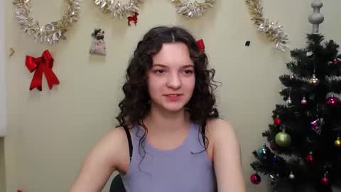 Susie online show from December 2024 10:38:02 AM