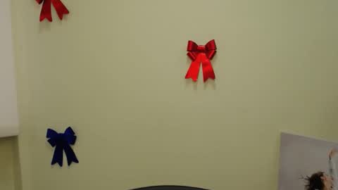 Susie online show from January 2025 10:53:02 AM