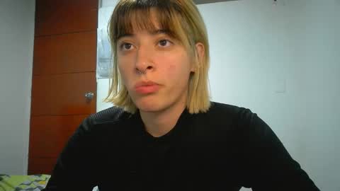 Mia-foster online show from April 2026 02:02:01 AM