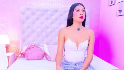 Mia Monroe online show from February 2026 07:39:02 PM