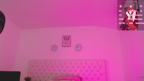 Paula online show from September 2025 11:46:02 AM