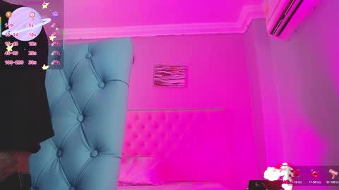 Paula online show from November 2025 11:32:02 AM