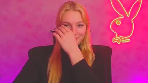 Melanie online show from January 2025 12:29:01 PM