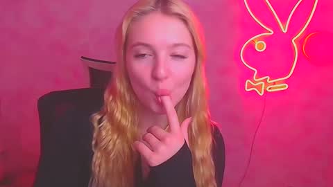 Melanie online show from February 2025 10:16:02 AM