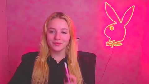 Melanie online show from February 2025 03:26:02 PM