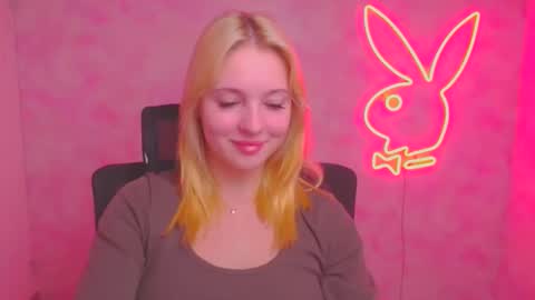 Melanie online show from October 2025 06:03:01 AM