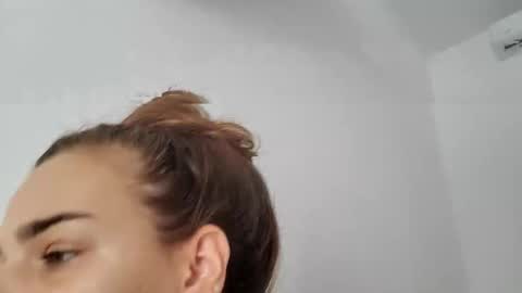 Snapshot of _milagoddess chatting on September 2025 10:39:02 AM AstrideVonTeese online show from September 2025 10:39:02 AM