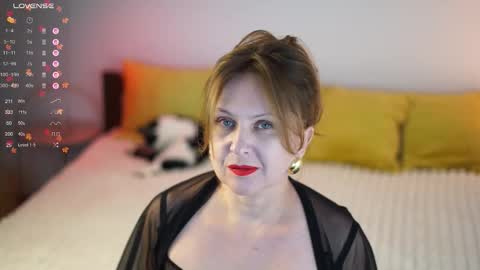 _million_dollarsmile online show from December 2025 08:40:01 PM