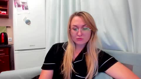 Eva online show from October 2025 08:19:02 PM