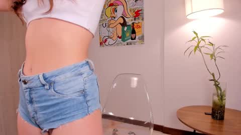 kimberley cruz online show from February 2025 11:10:01 AM