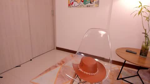 kimberley cruz online show from February 2025 05:15:01 PM