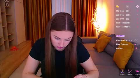 Mia online show from February 2026 10:03:02 AM