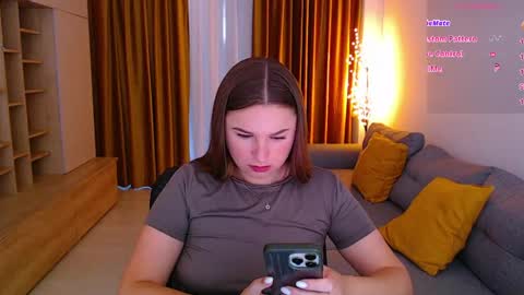 Snapshot of _miss_mia chatting on June 2026 06:49:02 AM Mia online show from June 2026 06:49:02 AM