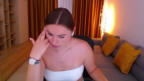 Snapshot of _miss_mia chatting on July 2026 07:32:02 AM Mia online show from July 2026 07:32:02 AM