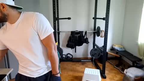 BENJI online show from October 2025 06:53:02 AM