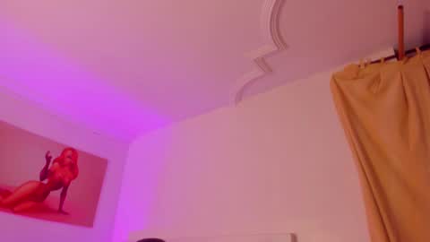 mizuki  online show from February 2025 12:38:02 PM