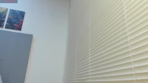 _molly_rosse_ online show from October 2025 12:04:02 PM