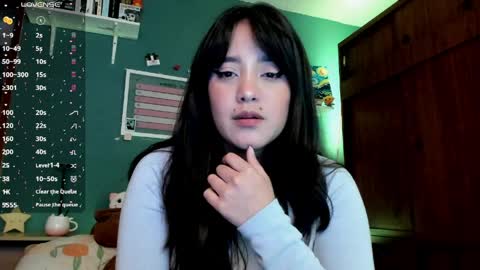 Snapshot of _moon_cake_ chatting on April 2026 04:32:02 AM Next stream 950 pm Colombia time xd online show from April 2026 04:32:02 AM