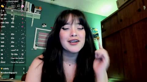 Snapshot of _moon_cake_ chatting on April 2026 05:08:02 AM Next stream 950 pm Colombia time xd online show from April 2026 05:08:02 AM