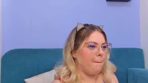 Fiona online show from October 2025 05:31:01 AM