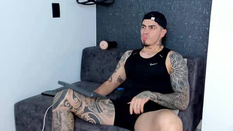 _mrcock_ online show from November 2025 12:13:01 AM