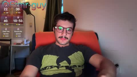 Snapshot of _mrguy_ chatting on April 2026 11:31:01 PM _mrguy_ online show from April 2026 11:31:01 PM