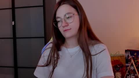 Mia with a big heart  online show from January 2025 06:34:02 AM