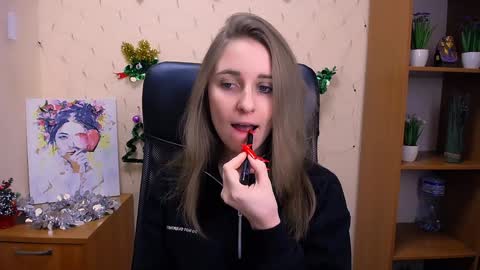 Snapshot of _nicole_new chatting on December 2024 02:40:02 PM Nica online show from December 2024 02:40:02 PM