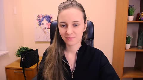 Snapshot of _nicole_new chatting on January 2025 03:27:01 PM Nica online show from January 2025 03:27:01 PM