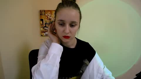 Snapshot of _nicole_new chatting on February 2025 04:13:02 PM Nica online show from February 2025 04:13:02 PM